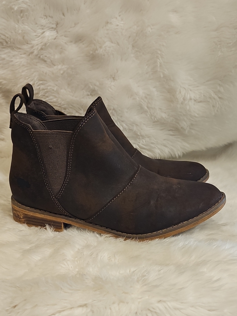 Rocket Dog Brown Chelsea Ankle Boots Women’s Size 7.5